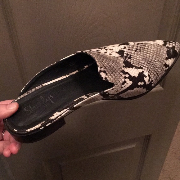 Shelly’s London Snakeskin Mules - Picture 3 of 4